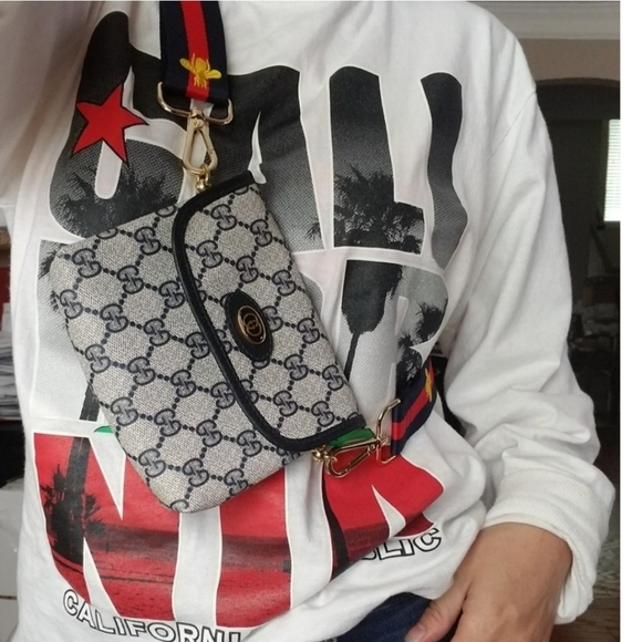 Authentic Vintage Gucci Crossbody Clutch Fanny Bum - Picture 12 of 12